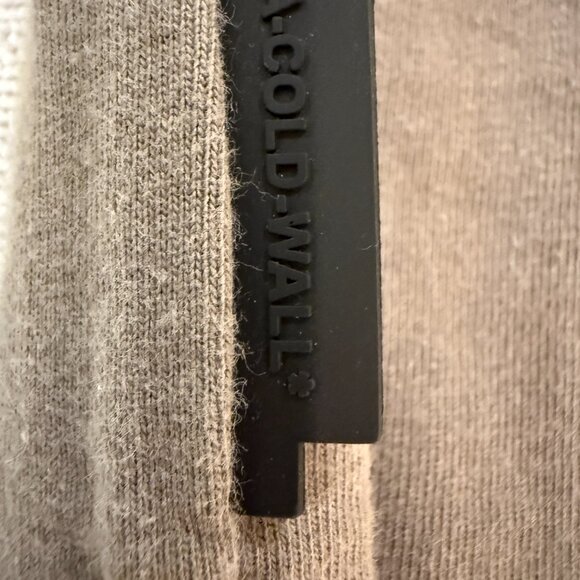 A-COLD-WALL* (ACW*) logo-print t-shirt in a grey/taupe color. Men's Small. - Picture 4 of 6
